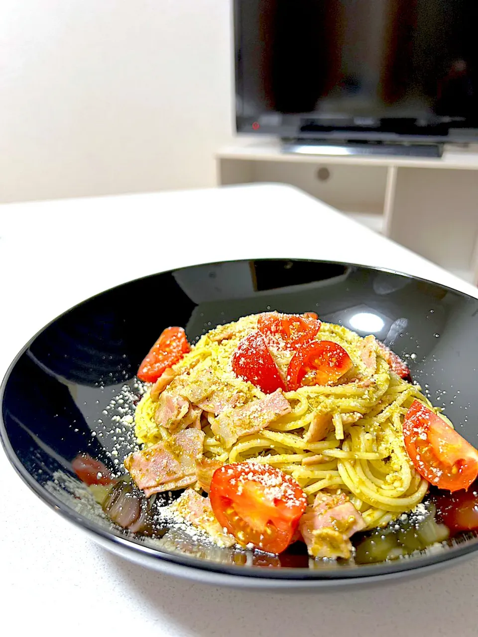 娘作！ジェノベーゼパスタ🍝|おかちさん