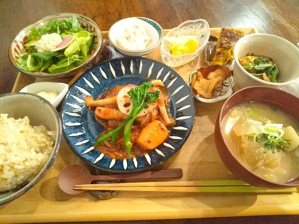 発酵食ランチ 今日はハンバーグ|さくらんぼさん