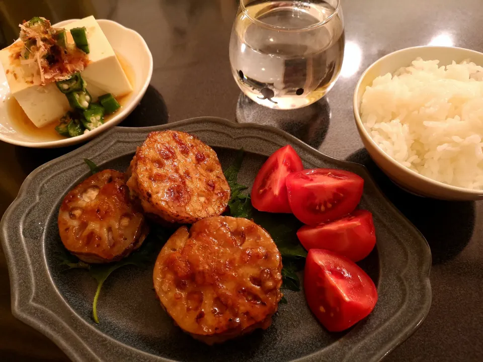 レンコン挽き肉はさみ焼き|りーさん