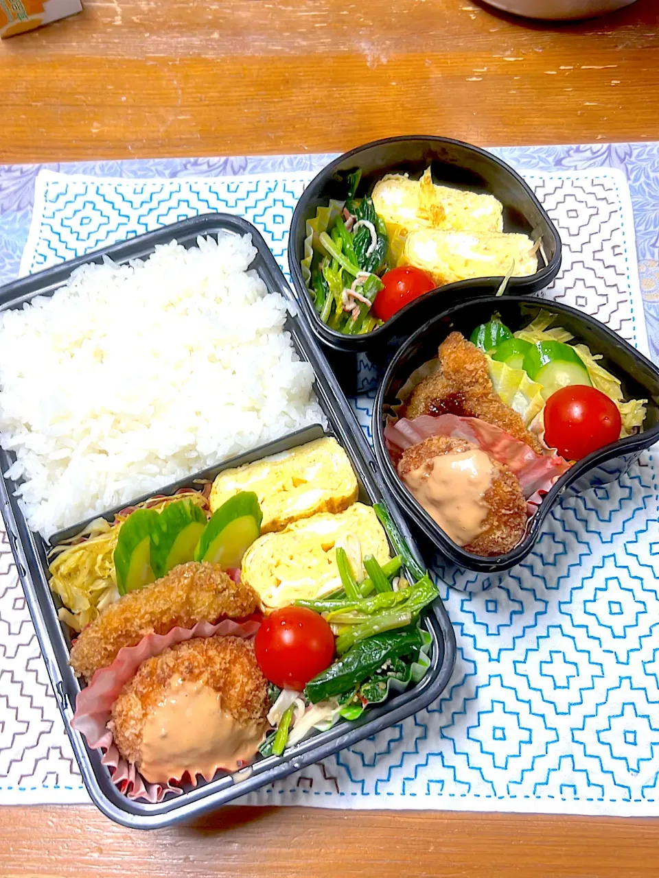 ヘレカツ＆エビカツ弁当|アッキーさん