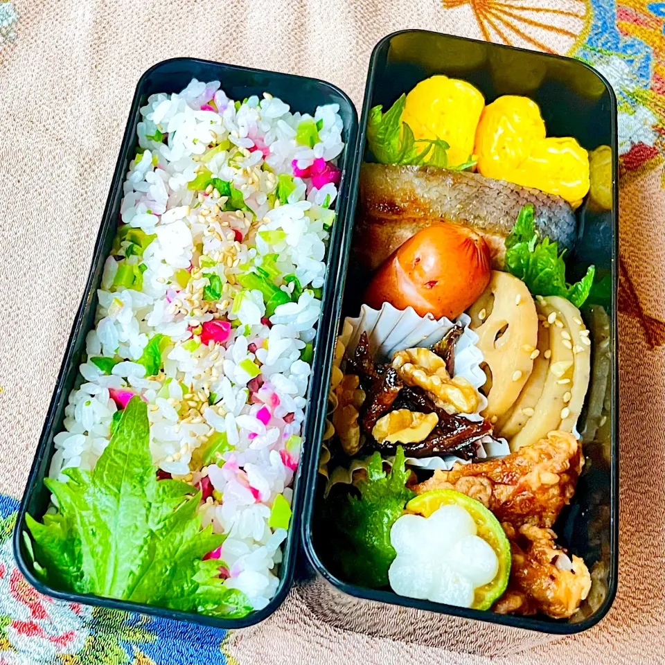 菜の花としば漬けの混ぜごはん弁当☘️|アッコちゃん✨さん