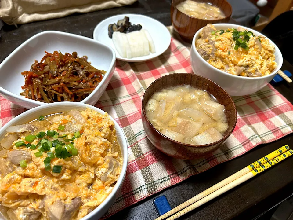 晩ごはん★きんぴらごぼう、大根となすのぬか漬け、親子丼、みそ汁|ハルさん