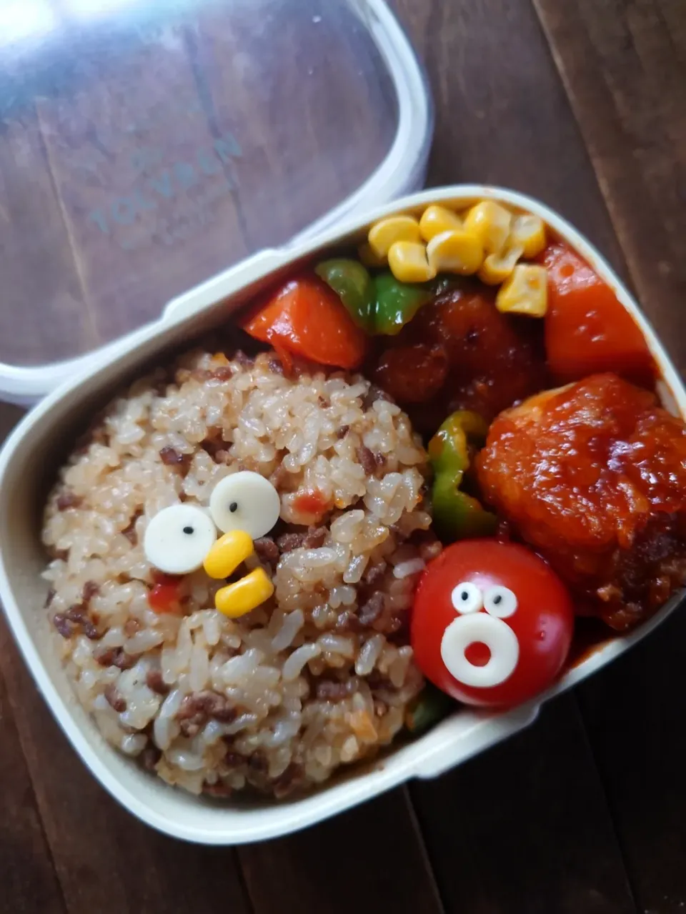 漢の…次女用🍱チャーハンと黒酢酢鶏の中華弁当|ᵏᵒᵘさん