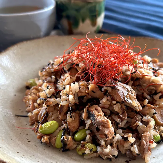 Snapdishの料理・レシピ写真:うまうま鯖缶で焼飯！｜夏の鯖缶チャレンジレシピ♪