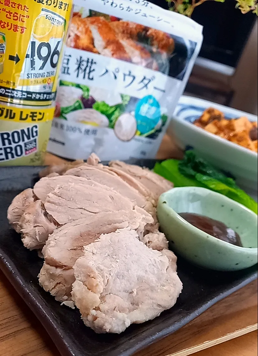 Snapdishの料理写真:豚ﾋﾚ肉ﾚﾝｼﾞﾁｬｰｼｭｰ|まりおさん