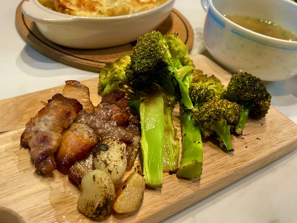 パパ氏さんの料理 カリッと＆サクッと！焼きブロッコリー😋|ぎんさん