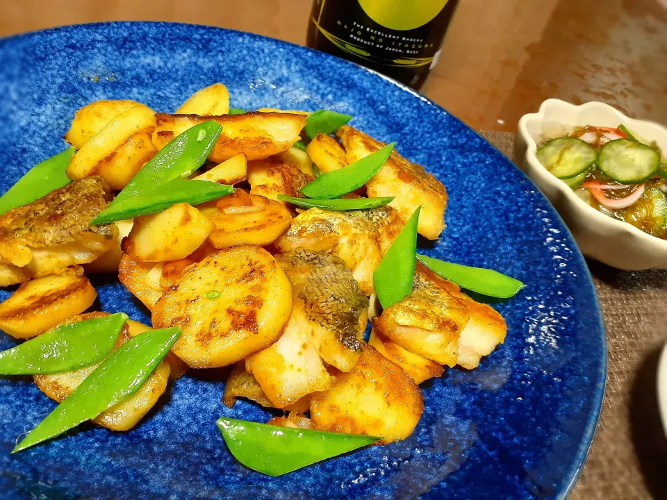 鱈とじゃがいものカレー炒め🐟

生もずく酢|びせんさん