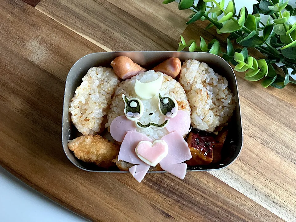 Snapdishの料理写真:＊べびたん幼稚園お弁当🍱＊わんだふるぷりきゅあ！こむぎちゃん🐕💕＊|＊抹茶＊さん