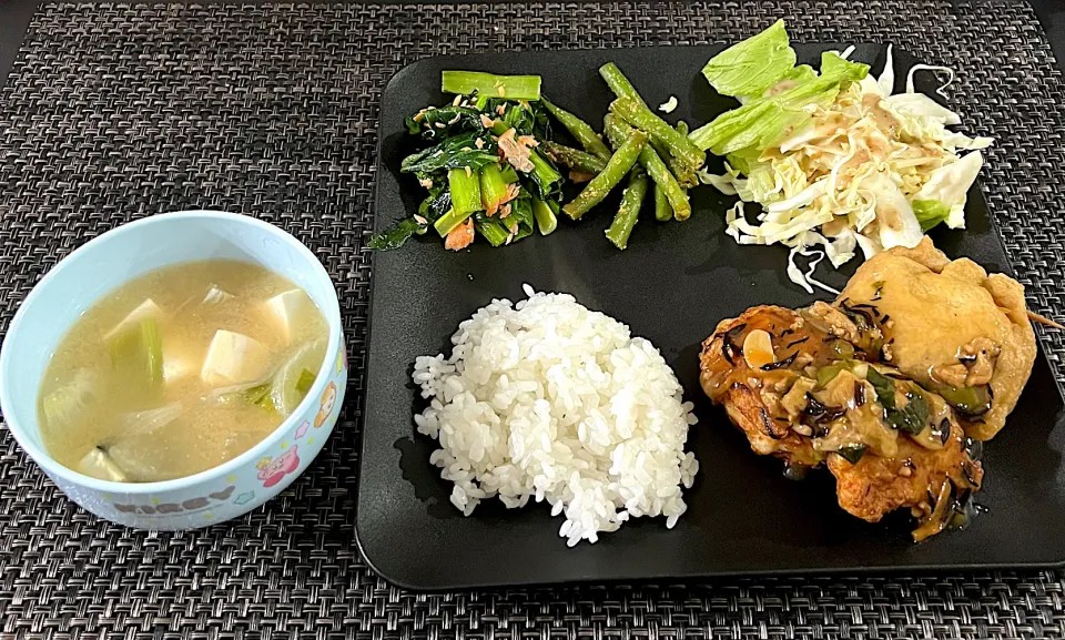 【本日の夕食】鶏つくねと豚コマの巾着煮|まひるさん