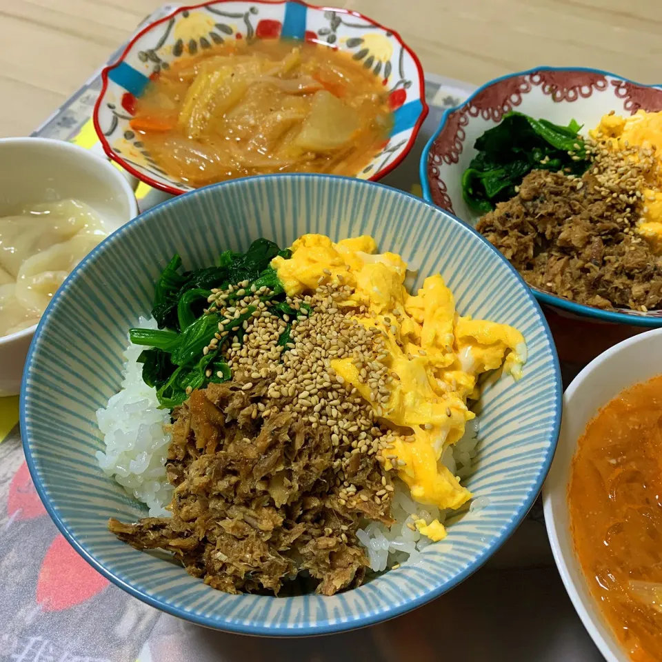 サバ缶で三色丼♬|panchiさん