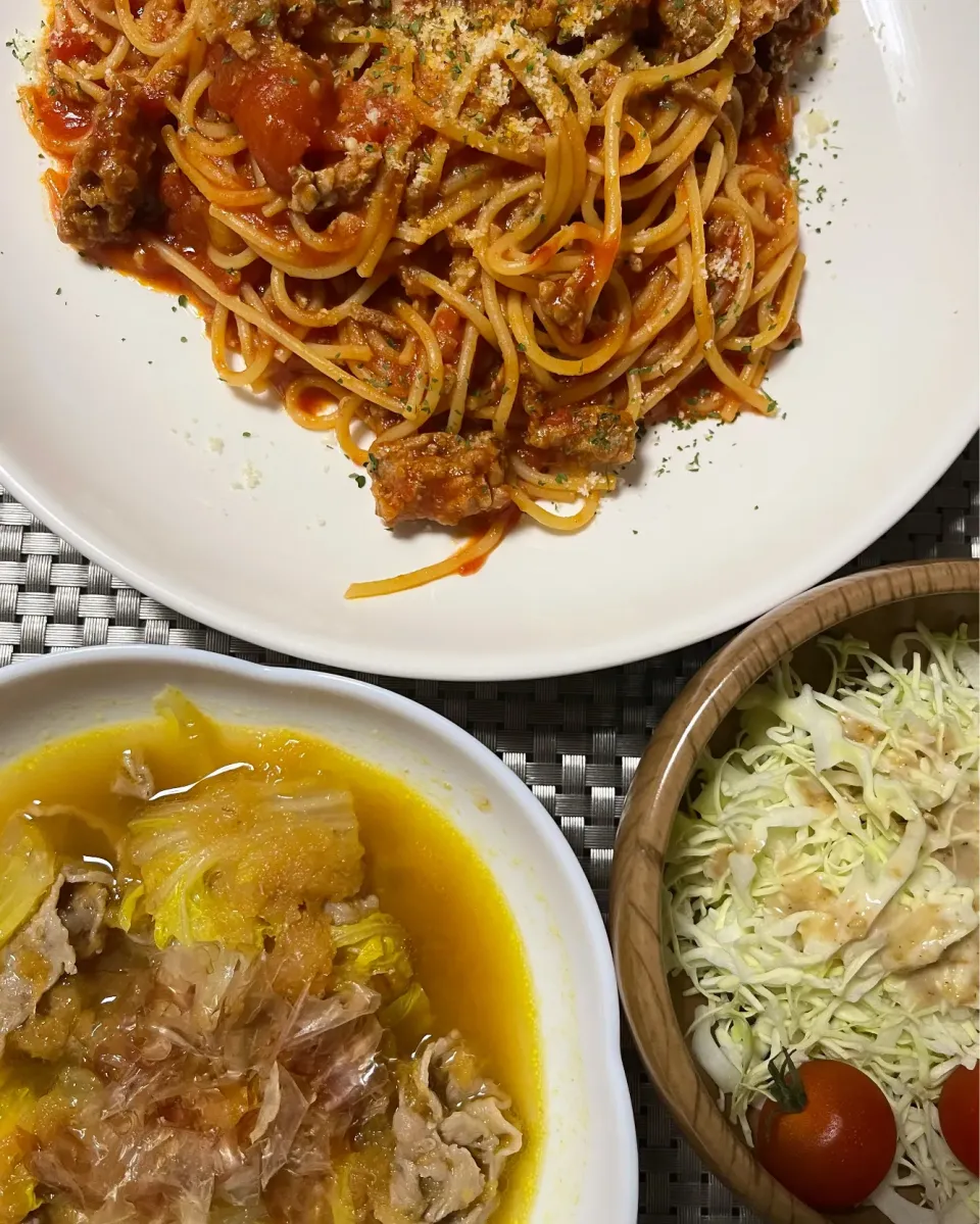 〜メニュー🥪〜
・ひき肉とトマトのパスタ
・豚と白菜のみぞれ煮
・サラダ|MONSTERさん