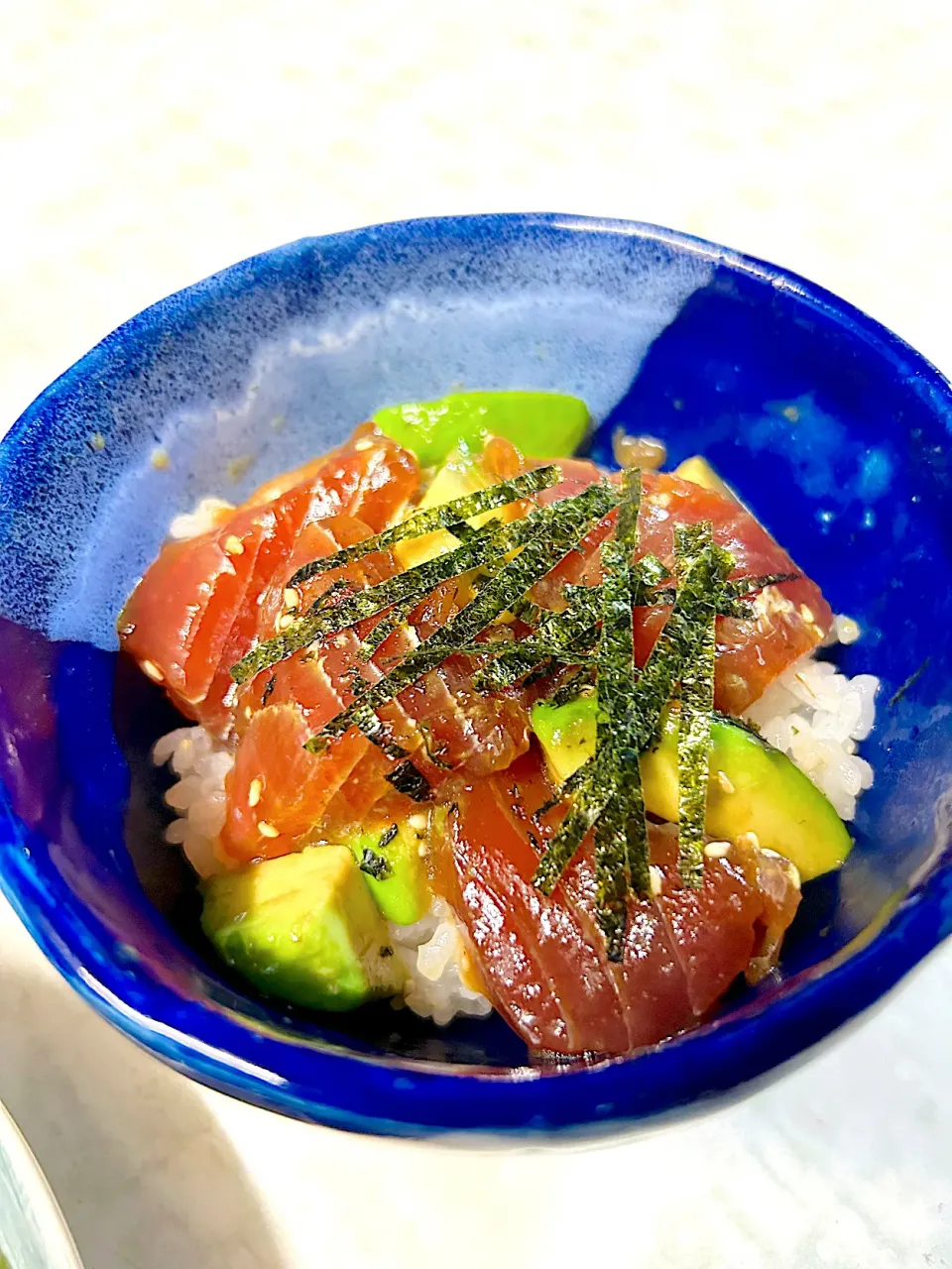 マグロとアボガド丼|MIN-NELの食卓さん