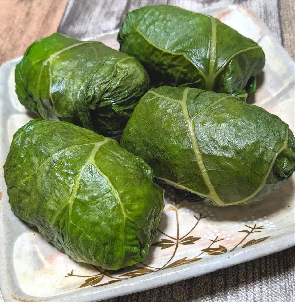 若ごほうの葉で💚目はり寿司風ぅ〜|ひとみんΨ(*´∀｀)Ψさん