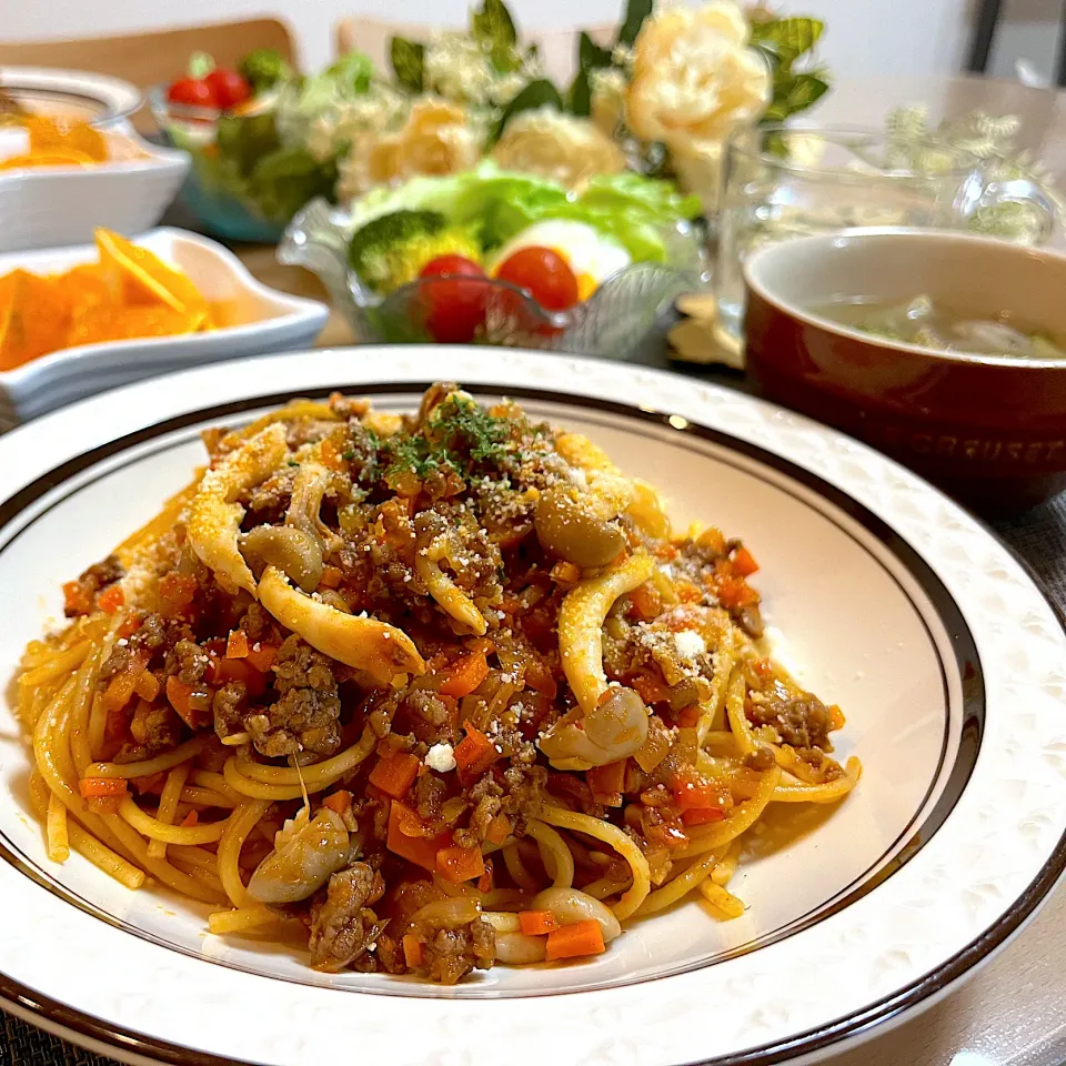 Snapdishの料理写真:ミートソースパスタ🍝|reiさん