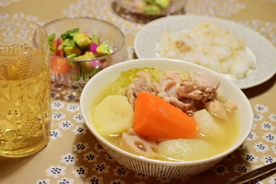 ゴロッと野菜の鶏ももポトフ|うにんぱすさん