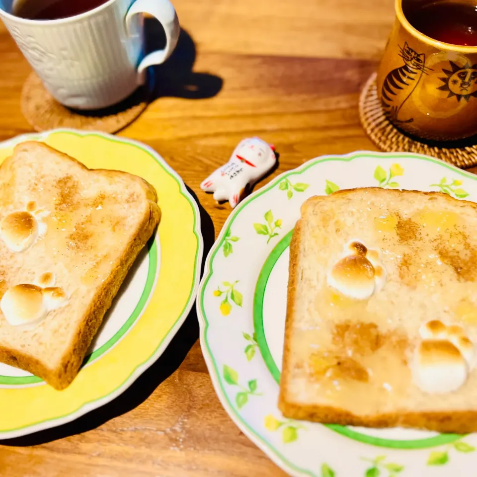 きつねさんの料理 にくきゅうトースト🐾|アッコちゃん✨さん