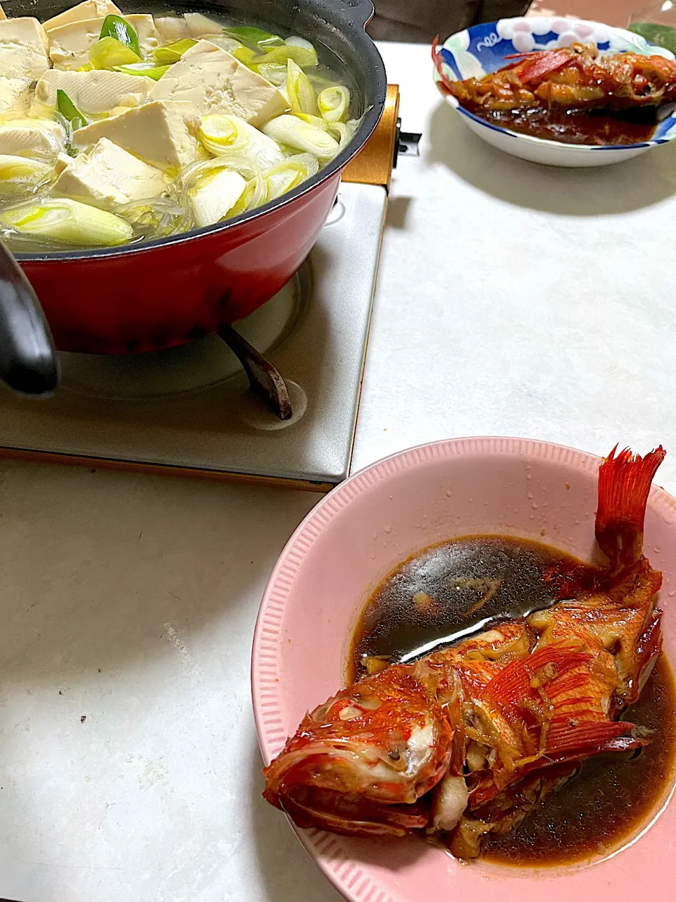 Snapdishの料理写真:キンキの煮付けと水炊き🍲|ささるみさん