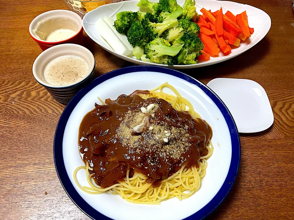 Snapdishの料理写真:ハヤシパスタ🍝|yummy tommyさん