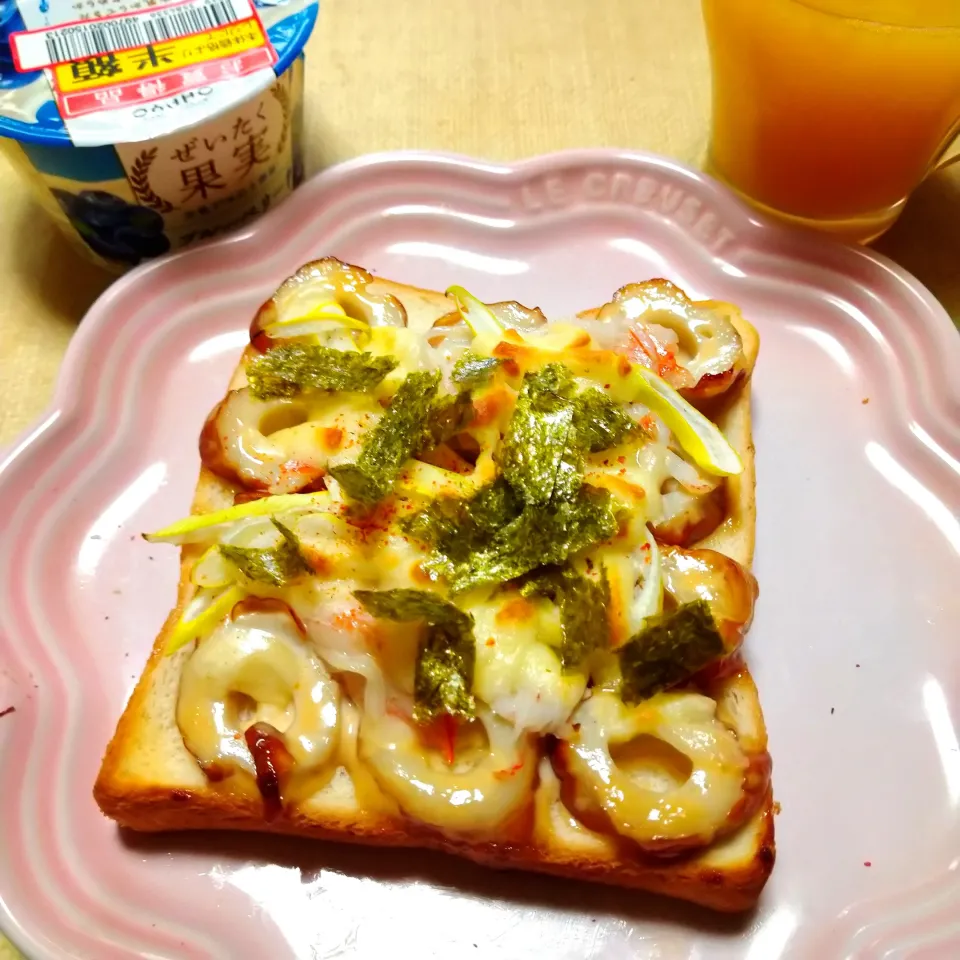 Snapdishの料理写真:テリマヨちくわトースト|うたかた。さん