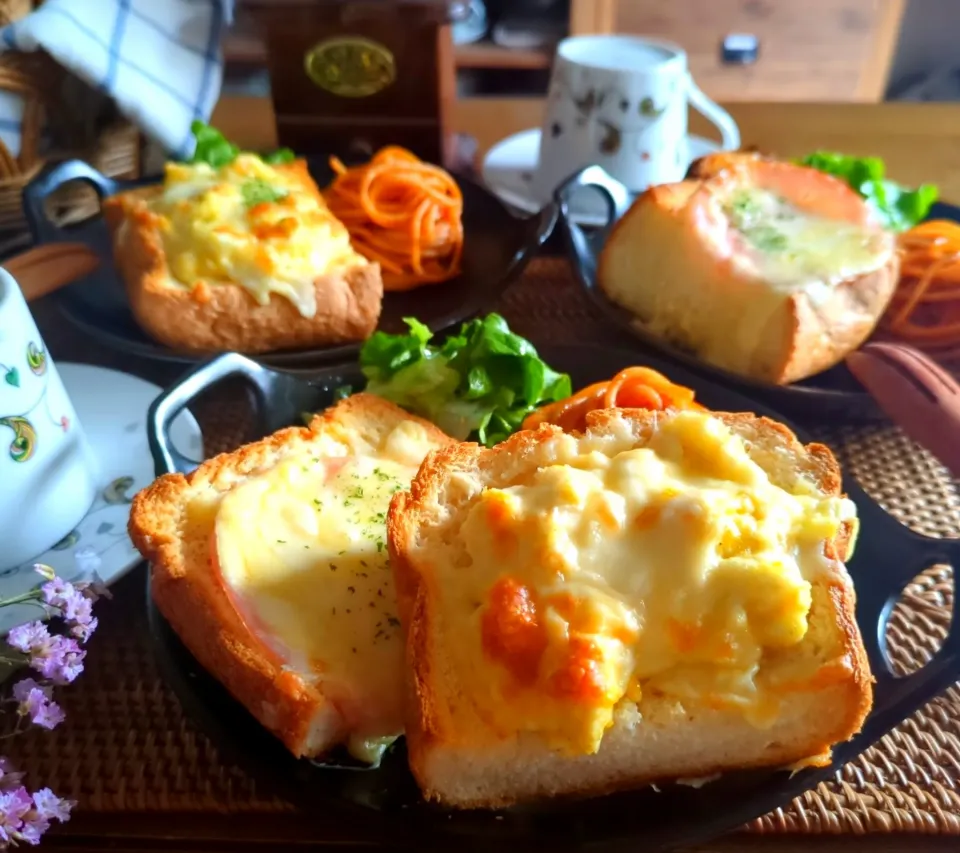 休日朝ごはん💕

✾ハムマヨチーズトースト
✾卵チーズトースト
✾具なしナポリタン
✾サラダ
✾コーヒー☕

昨日のパン・ド・ミの端っこで✨|さらママさん