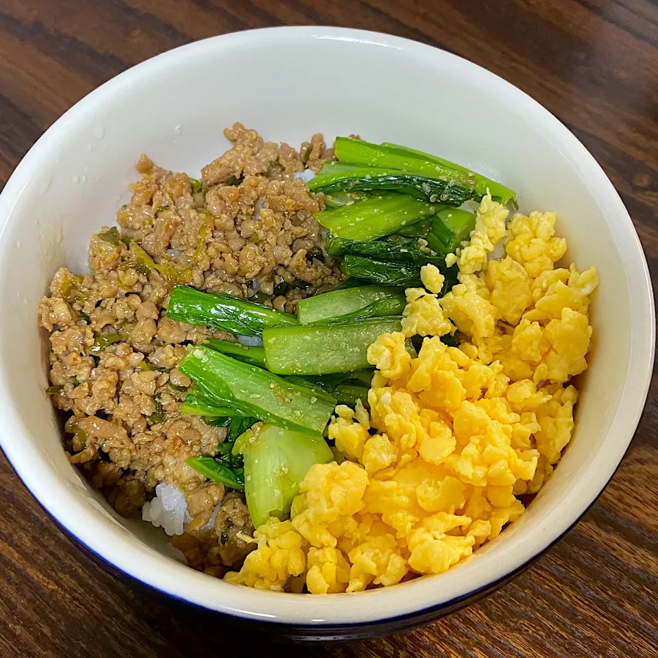 Snapdishの料理写真:３色丼|yuiさん