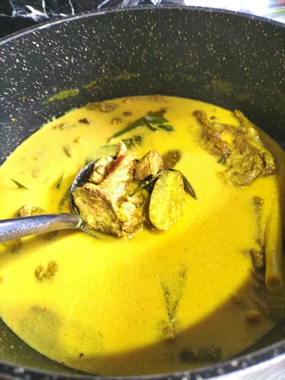 Snapdishの料理写真:Masak Lemak Daging Bakar belimbing Buluh|hafsah mohamedさん