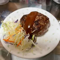 Snapdishの料理写真:お手製デミグラスハンバーグ| やっさんさん