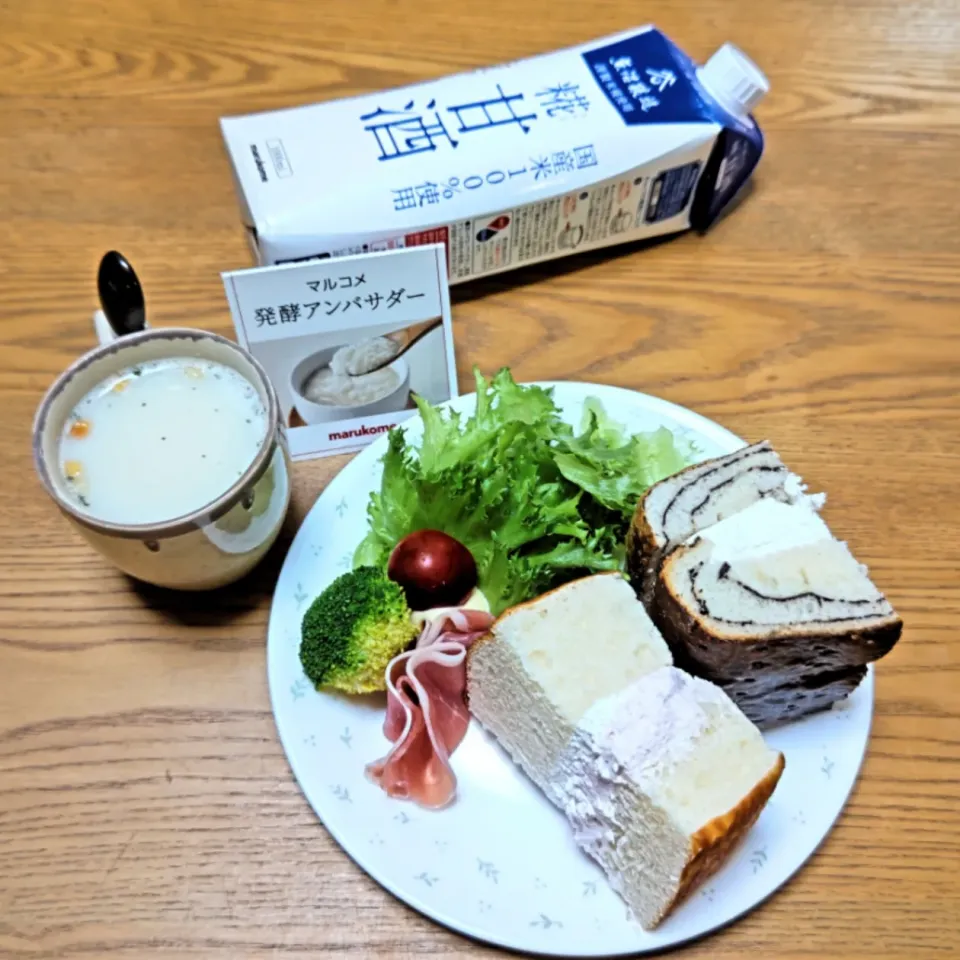 Snapdishの料理写真:『毎日糀　時間のない時は足すだけ😅』|seri-chanさん