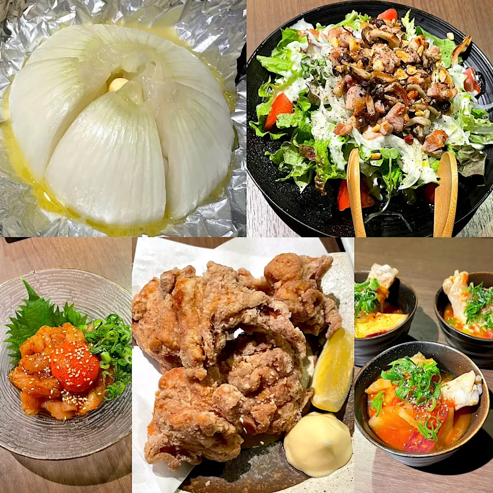 付け出しトマト煮　唐揚げ　ささみゆっけ　あつあつペッパーチキンのサラダ🥗　玉ねぎホイル煮🧅|るみおんさん