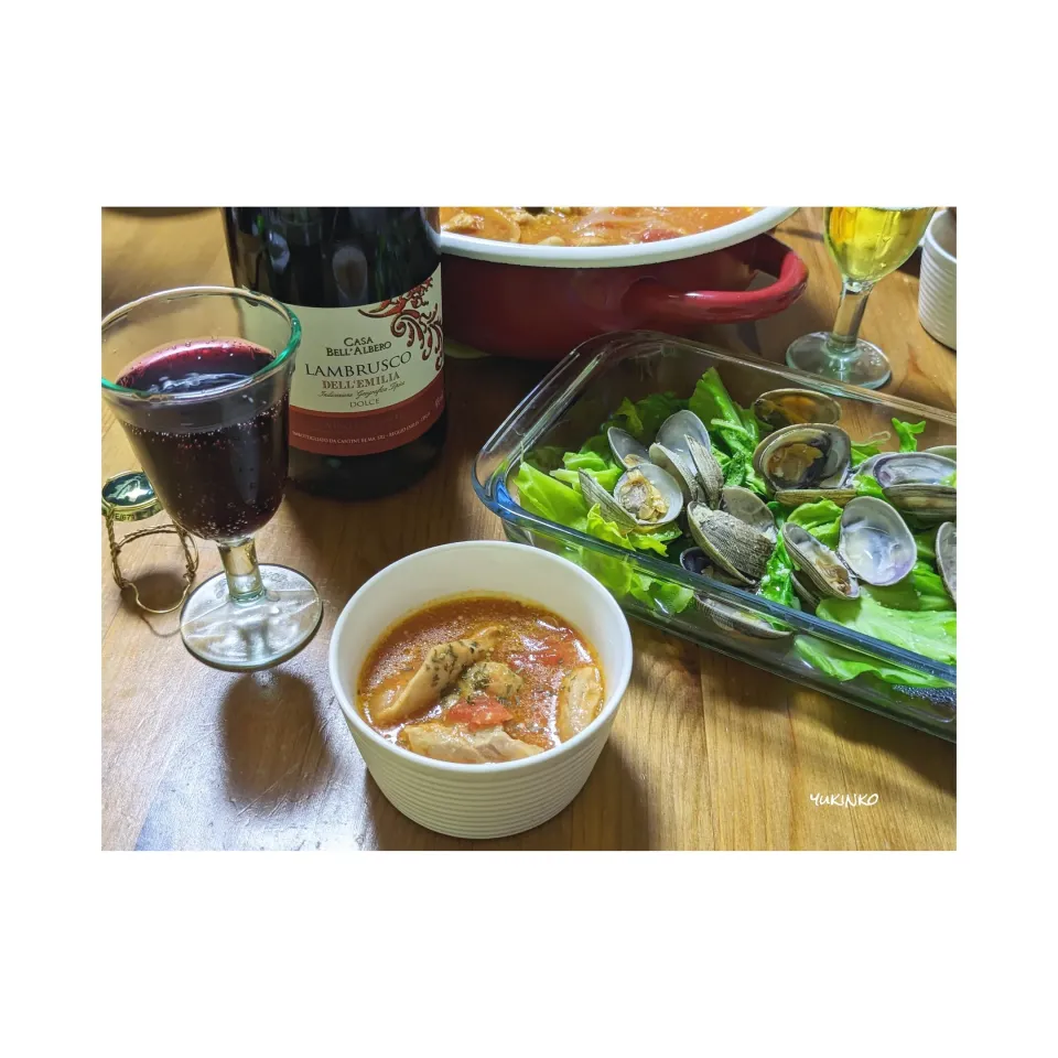 春キャベツとアサリのスープ蒸し煮♡　
鶏肉とキノコのトマトクリーム煮♡|U-YUKIさん