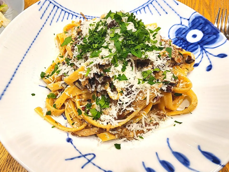 Fettuccine con Funghi alla Crema
きのこのクリームソース フェットチーネ|Masahiko Aasanoさん