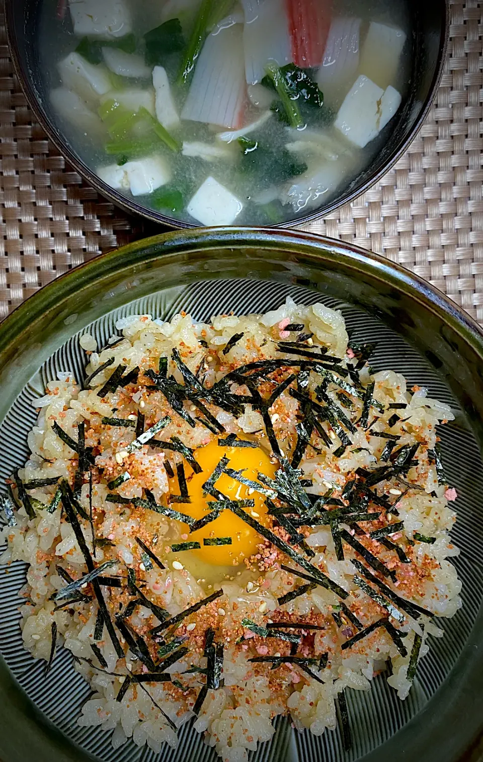 牛丼つゆだくご飯TKG|すくらんぶるえっぐさん