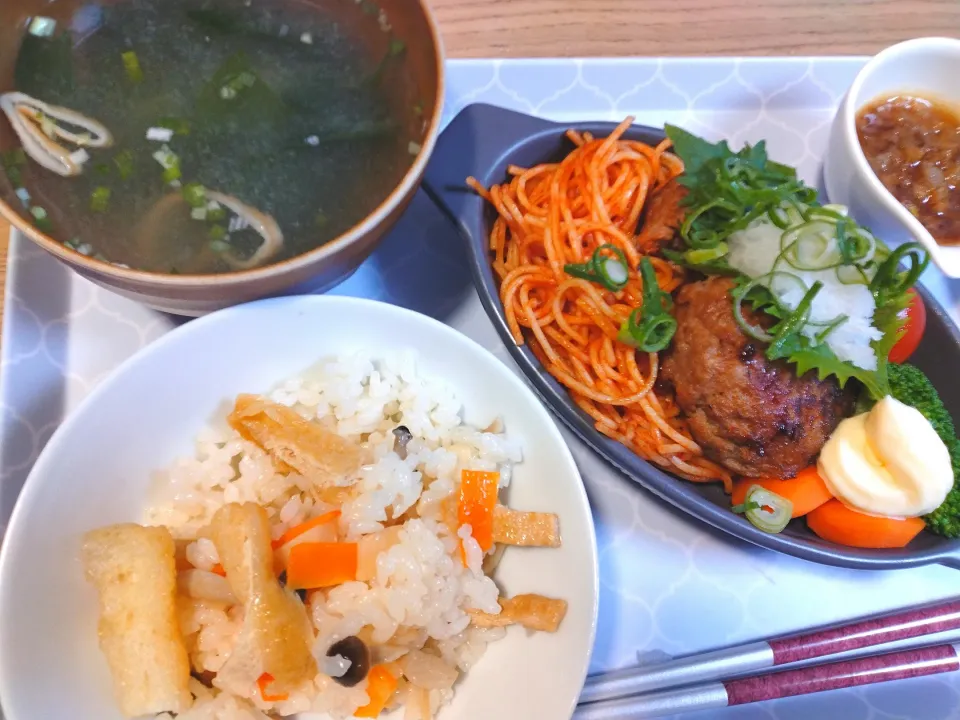 和風おろしハンバーグ
竹の子の炊き込みご飯|さゆさん