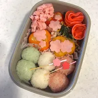 Snapdishの料理写真:ひな祭り弁当|マキマキさん