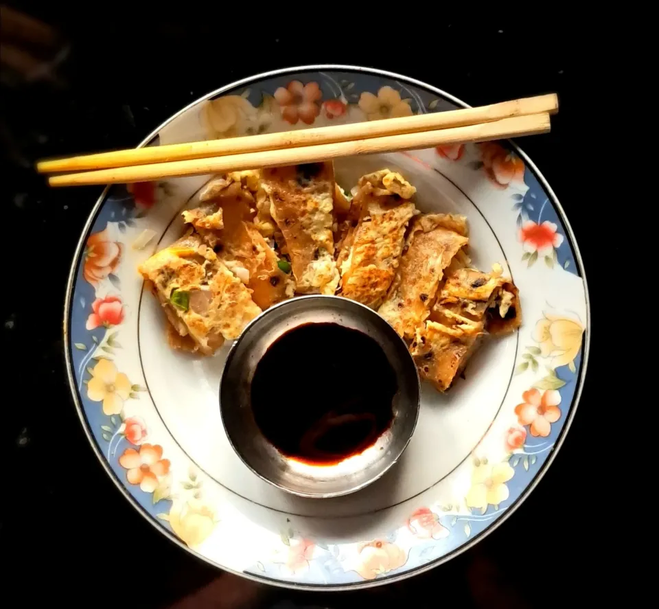 Snapdishの料理写真:chapati egg roll|Gargiさん