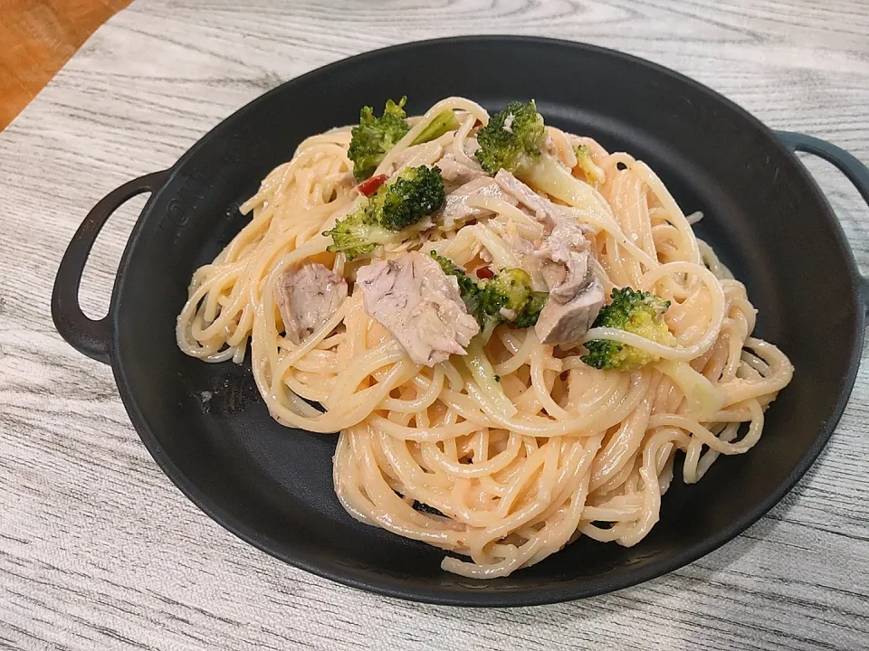 自家製シーチキンとたらこのパスタ🍝|puniさん