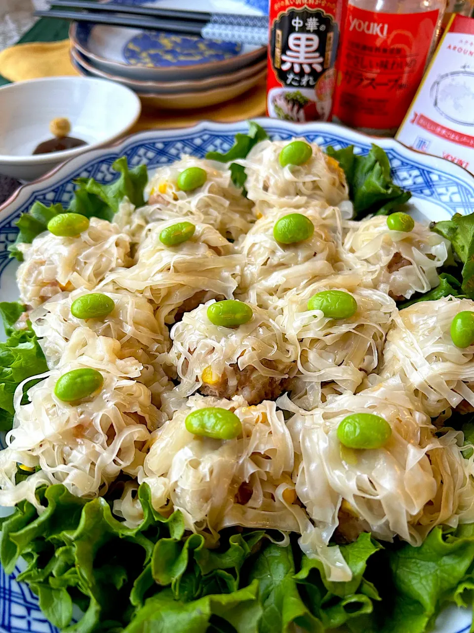 【ユウキ食品さん💗おいしい世界ごはんパートナー】 中華の黒たれ de 海老とコーンの花しゅうまい|まなまな♡さん