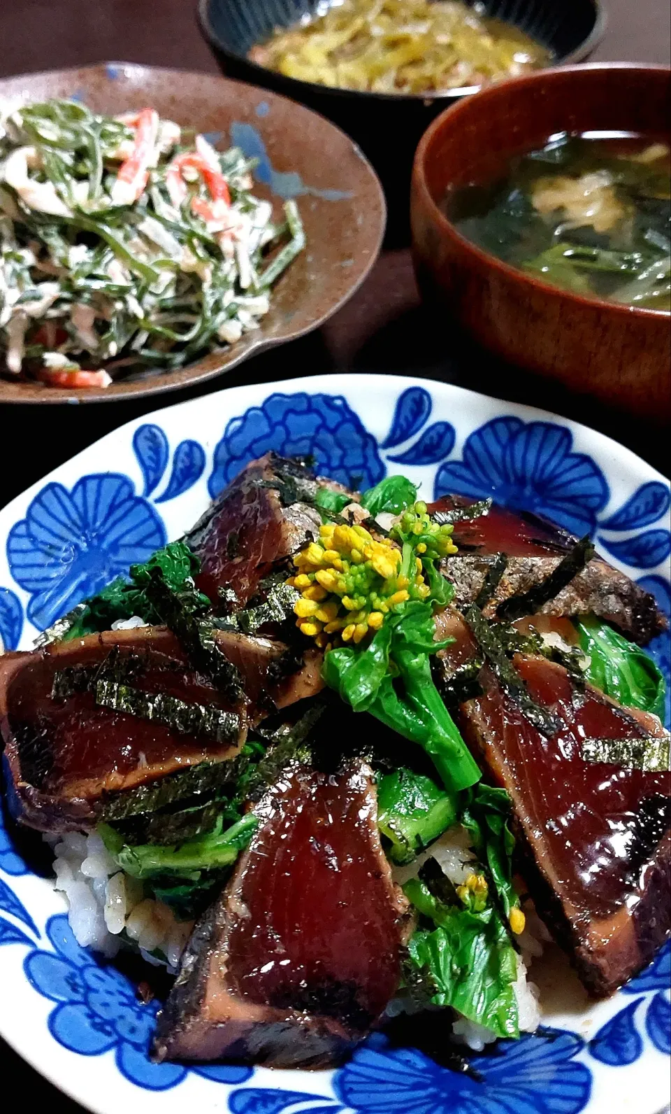 カツオのたたきと菜の花の手こね寿司|きつねさん