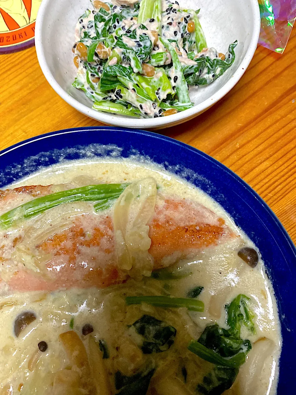 鮭とほうれん草のクリーム煮、ツナとほうれん草の納豆和え|kaaaaaさん