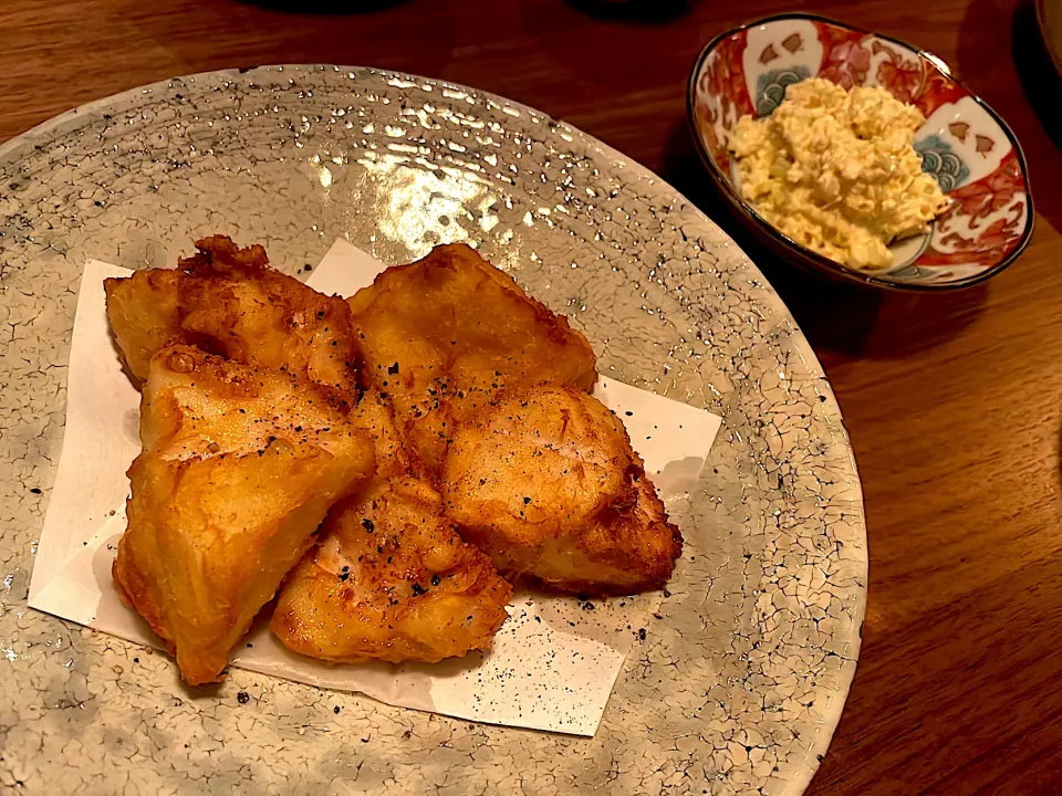 塩麹鶏のビール衣揚げ キャベツとガリのタルタルソース|270w178bさん