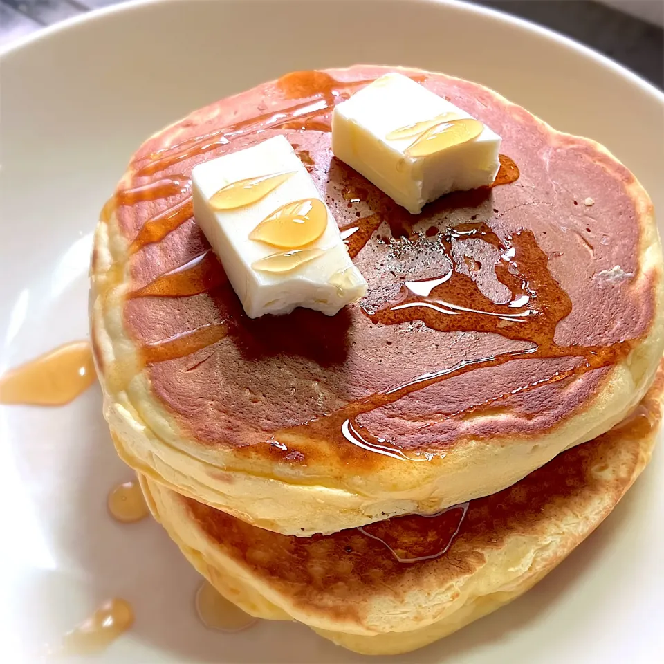 朝食に、ふっくらホットケーキ🥞を頂きました😋👍🎉|ギムレットさん