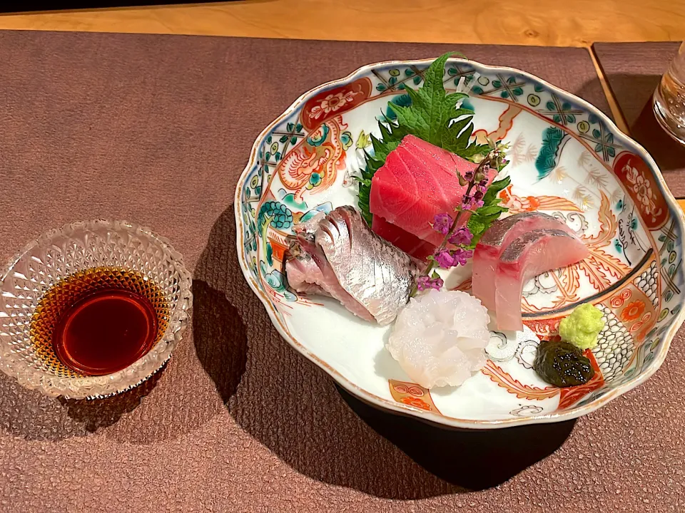 おつくり　神津島の天然マグロ　銚子のイワシ　大分縞鯵　青森水タコ|Junko Iimuraさん