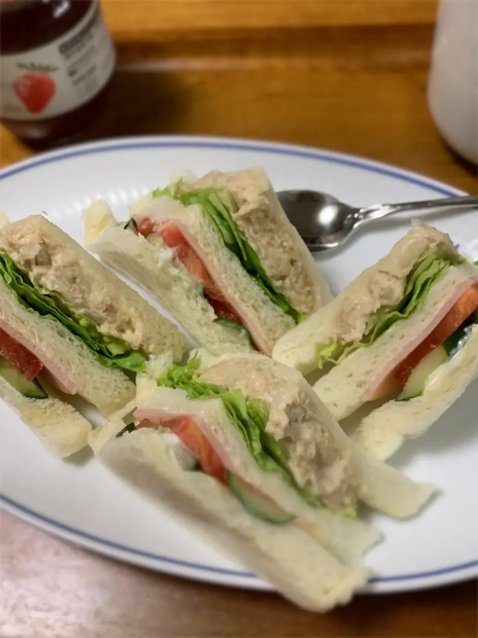 今日の夕飯　ミックスサンド|めんちゃんさん