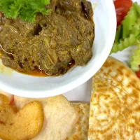 Snapdishの料理写真:Beef rendang|Henny Robertsonさん