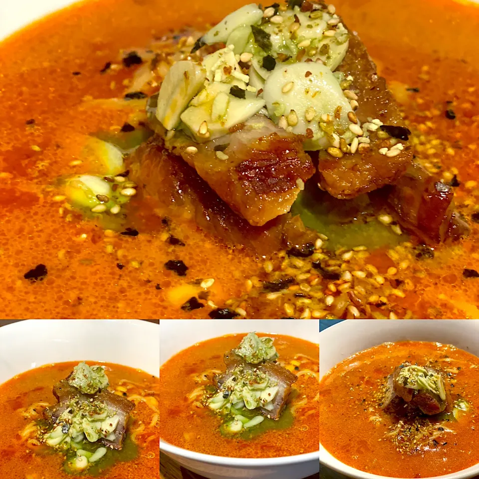 Lunch ! Lunch !
Quick and Easy Lunch Today 
Pork Stock spicy Ramen 🍜 with Noodles,Roast Pork with Sesame and Hot 🥵 Oil 
#soupstock #ramen #noodles #chefemanue|Emanuel Hayashiさん