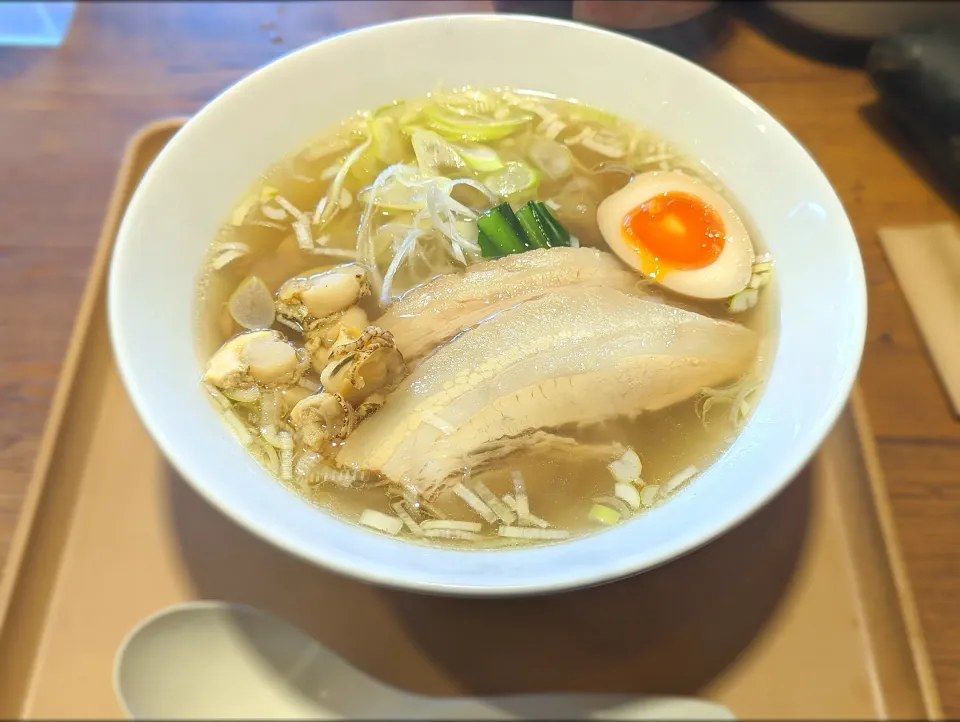 貝出汁塩ラーメン|滑舌の悪いエミネムさん