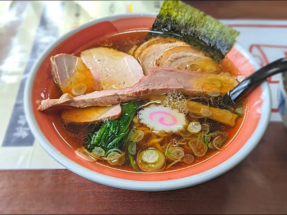 醤油チャーシューメン 大盛り|滑舌の悪いエミネムさん