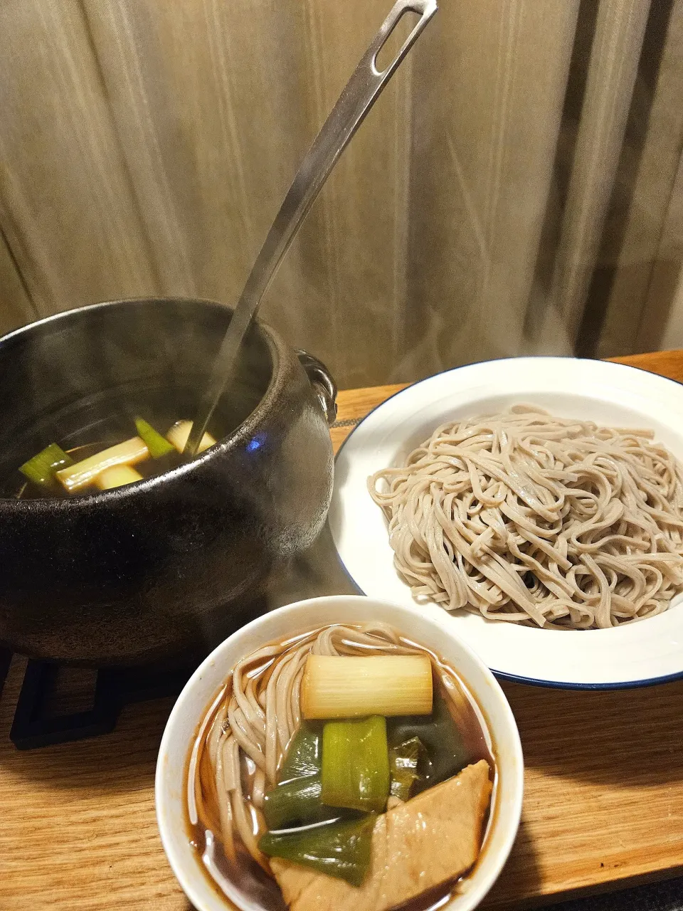 Snapdishの料理写真:葱鮪鍋の蕎麦|野津政人さん