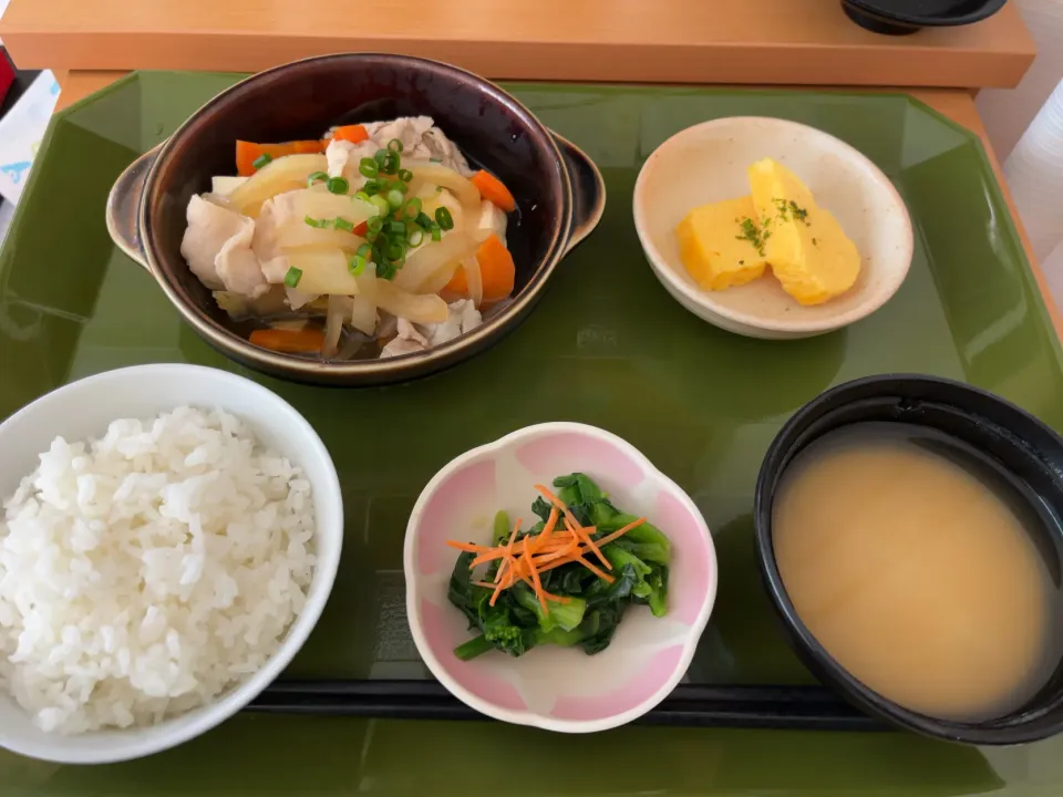 肉じゃが　産後めし|こぢえさん