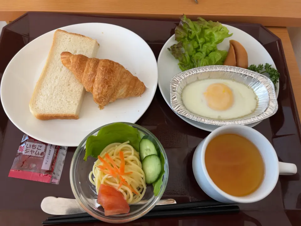 朝食はパン🥐　産後めし|こぢえさん